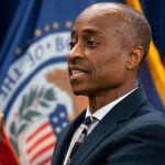 Fed üyesi Jefferson’dan faiz mesajı: Yavaş ilerleme zamanı