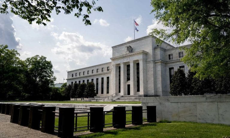 Fed’de faiz indirimi tartışması: Waller istiyor, Jefferson temkinli