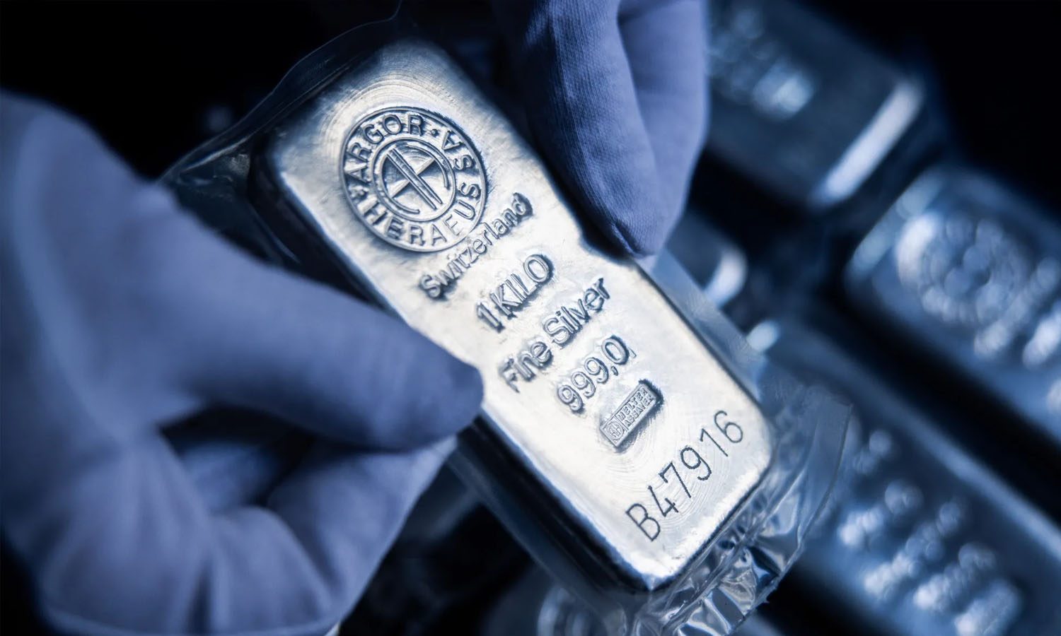 Gümüş haftaya güçlü başladı: Günlük artış yüzde 3’ü geçti