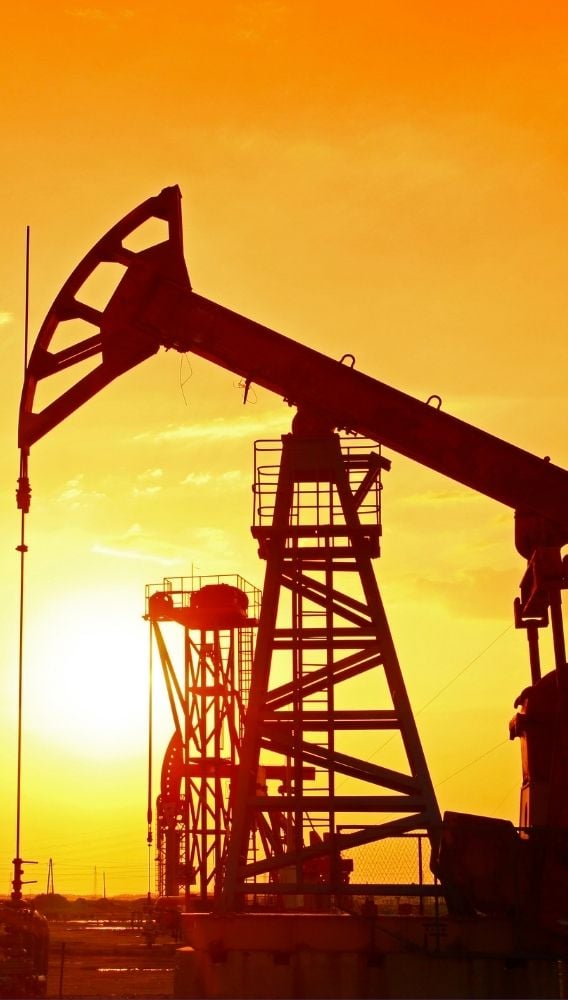 ING’den petrol tahmini: Rus yaptırımları görünümü bozuyor