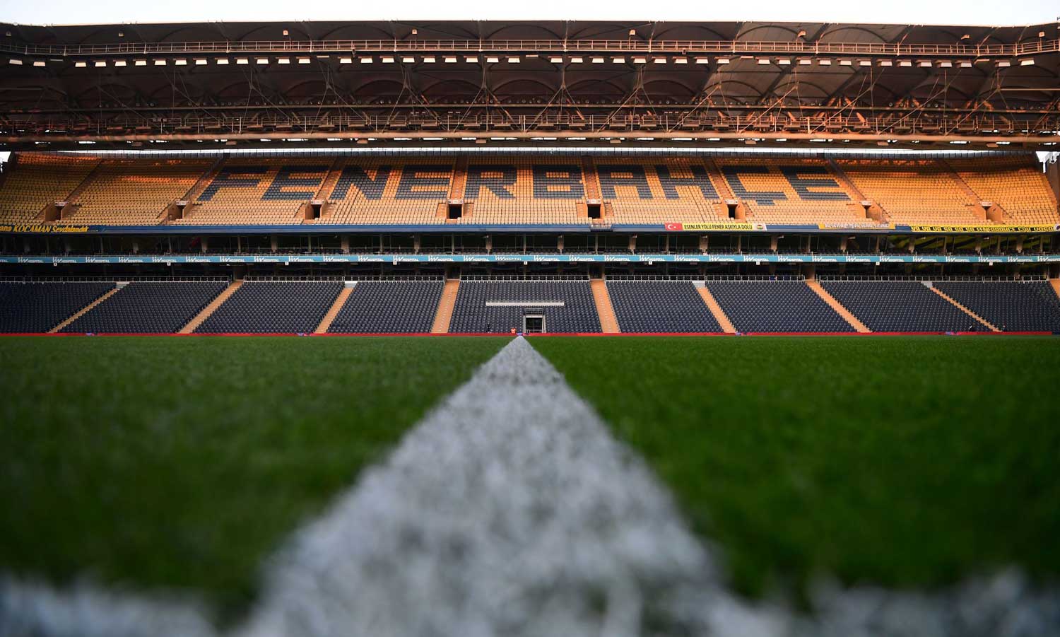 Fenerbahçe, stadyum ve tesisler için uzun vadeli kira sözleşmesi imzaladı