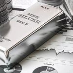 Gümüş rekor sonrası sert düştü: Kayıp yüzde 8’i geçti