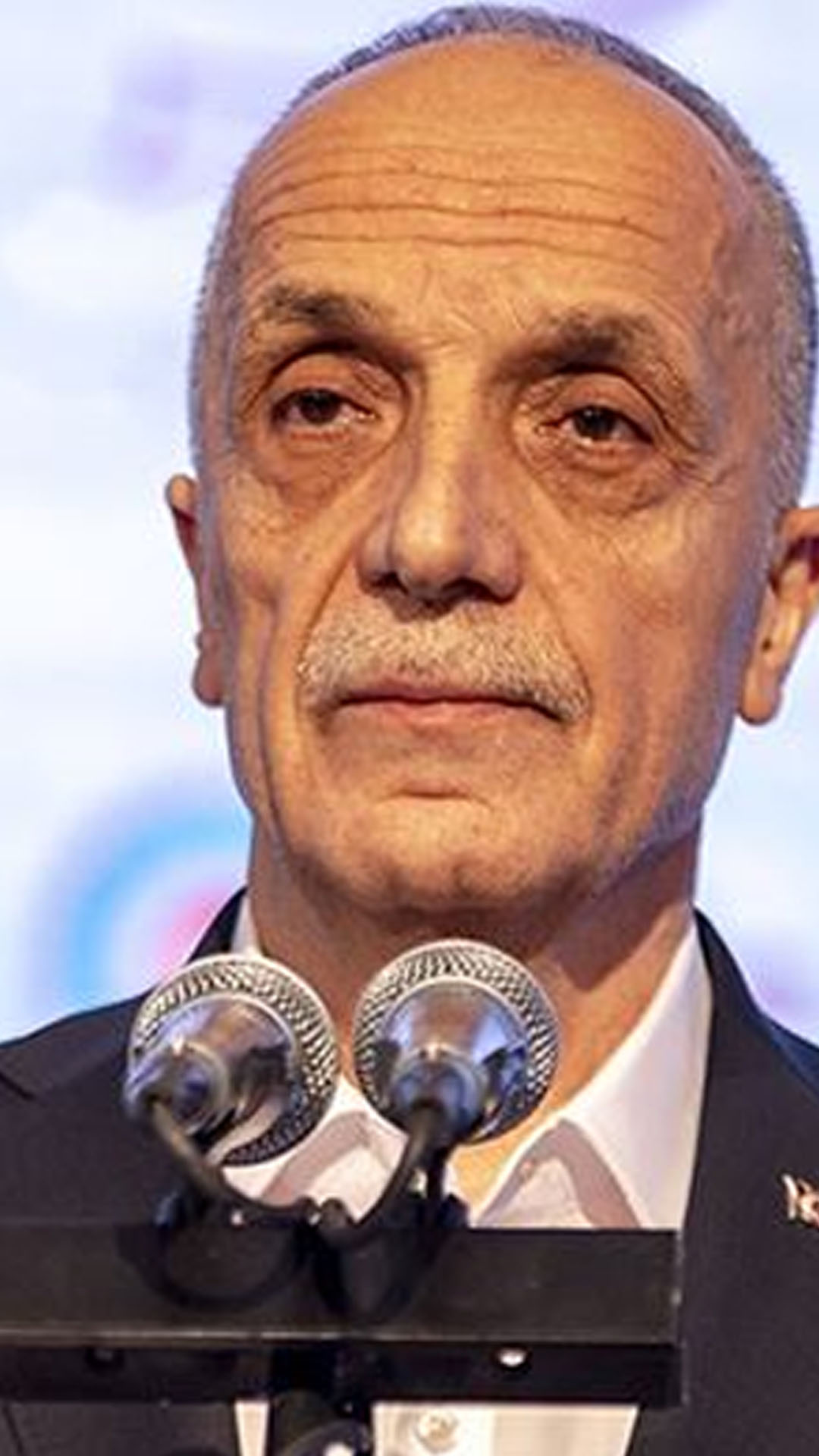 Türk-İş’ten asgari ücret zammına tepki: Kabul edemeyiz