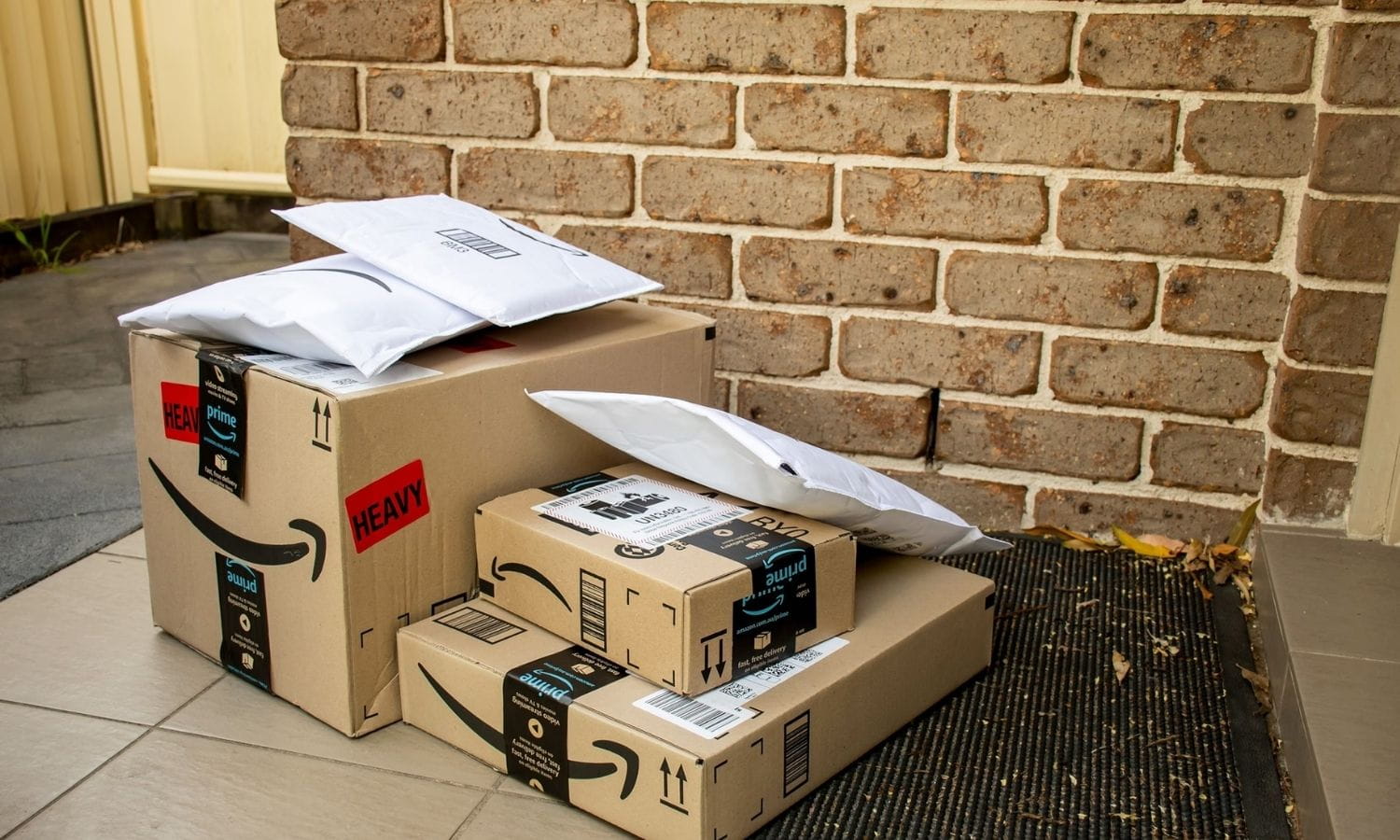 Amazon’da işten çıkarma krizi: AWS çalışanlarına mail kazası