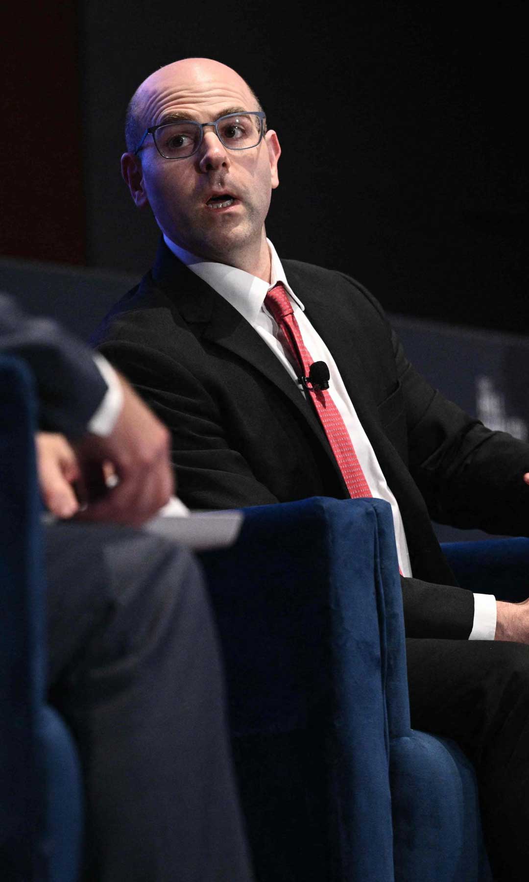 Miran’dan Fed mesajı: Para politikası ekonomiyi zorluyor