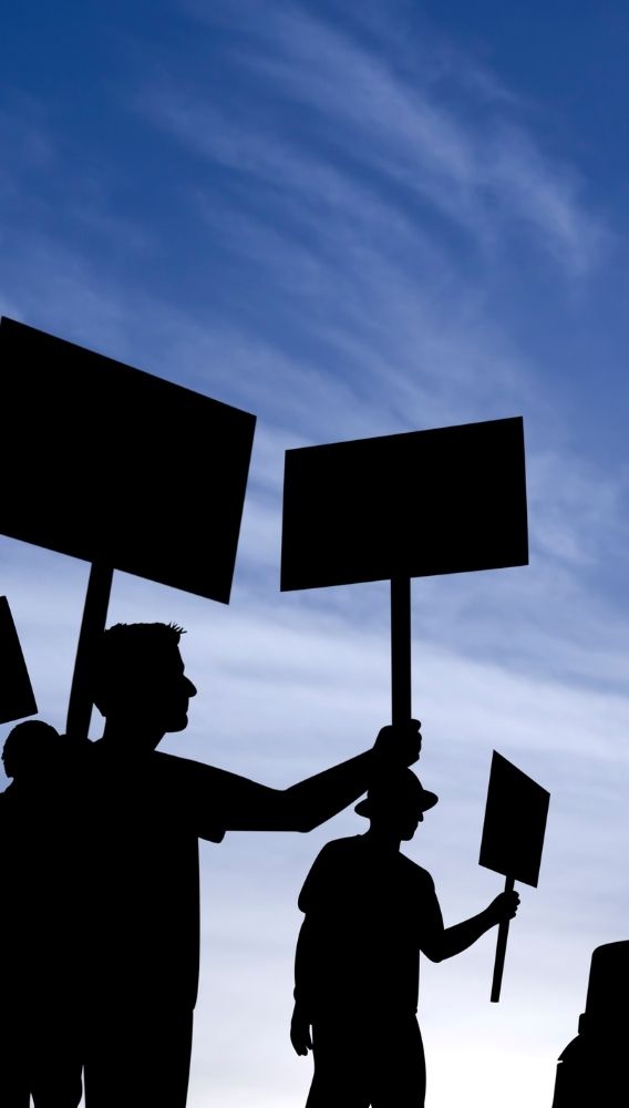 Otokar’da toplu iş sözleşmesi sürecinde grev kararı alındı