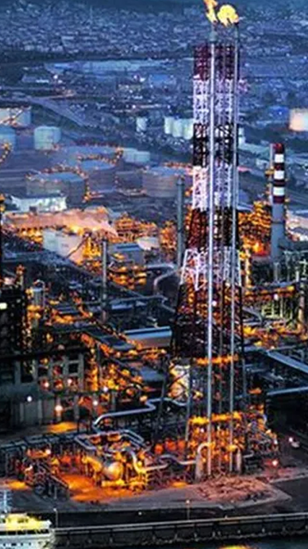 Tüpraş’ın Kocaeli’ndeki rafinerisinde patlama meydana geldi