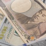 Dolar veriler öncesi gerilerken, yen seçimle güçlendi