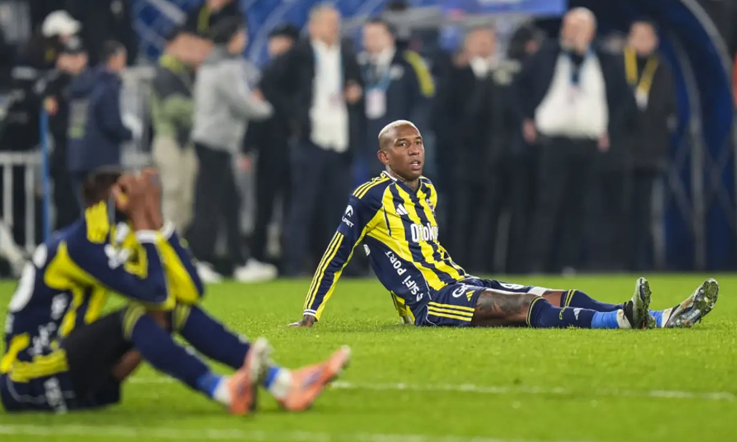 Fenerbahçe Kasımpaşa ile yenişemedi: Hisse tepetaklak oldu