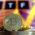 Fiyat yarıya düştü, ETF’ler direndi: Bitcoin için boğa sinyali mi?