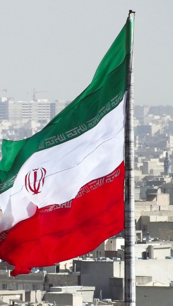 İran: Yaptırımlar kalkarsa nükleer anlaşmaya hazırız