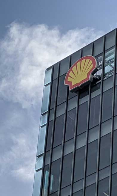 Shell'den zayıf çeyrek sonuçları: 5 yılın en düşük karı