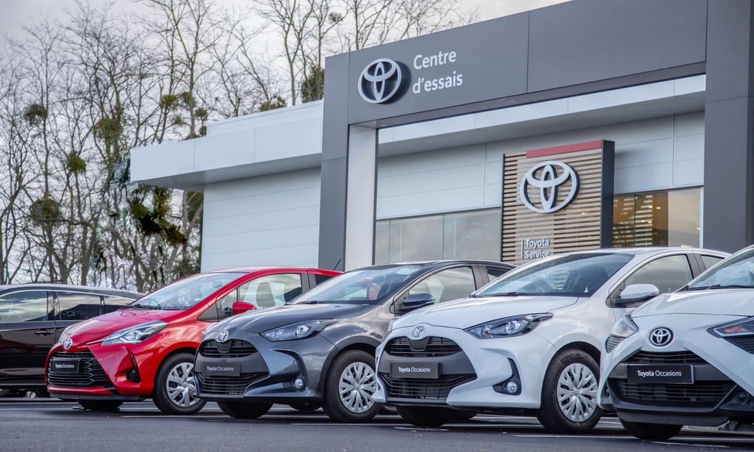 Toyota’da CEO değişimi: Kâr düşerken direksiyon Kenta Kon’a geçiyor