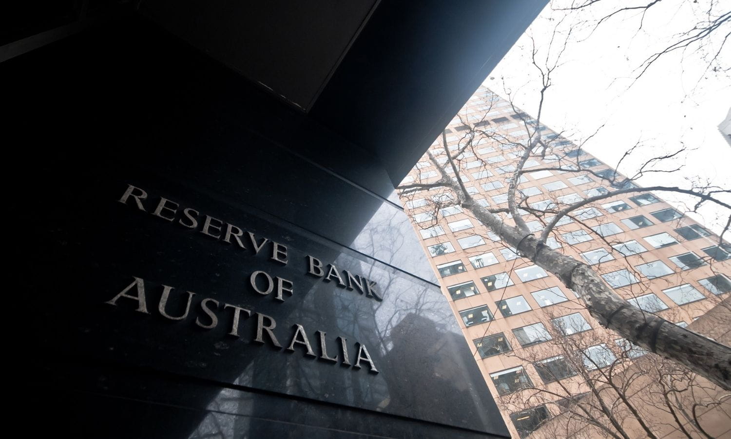 Avustralya Merkez Bankası faizi 10 ayın en yükseğine çıkardı