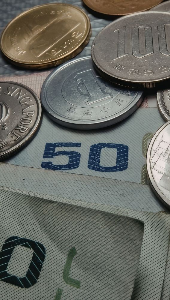 Euro Bölgesi enflasyonu Orta Doğu kriziyle ECB hedefini aştı