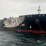 İran Kuveyt bayraklı petrol tankerini ateşe verdi