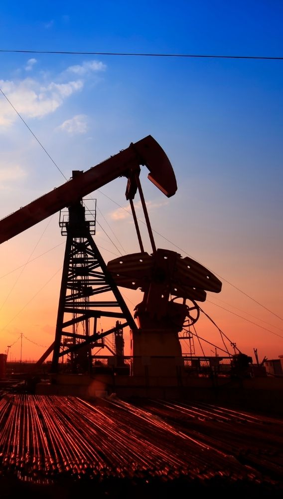 Petrol fiyatları Ortadoğu kriziyle uçuşa geçti