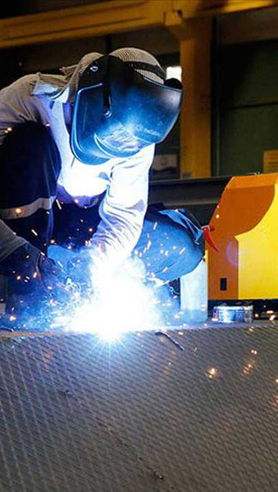 Sanayi üretimi 2026’ya düşüşle başladı