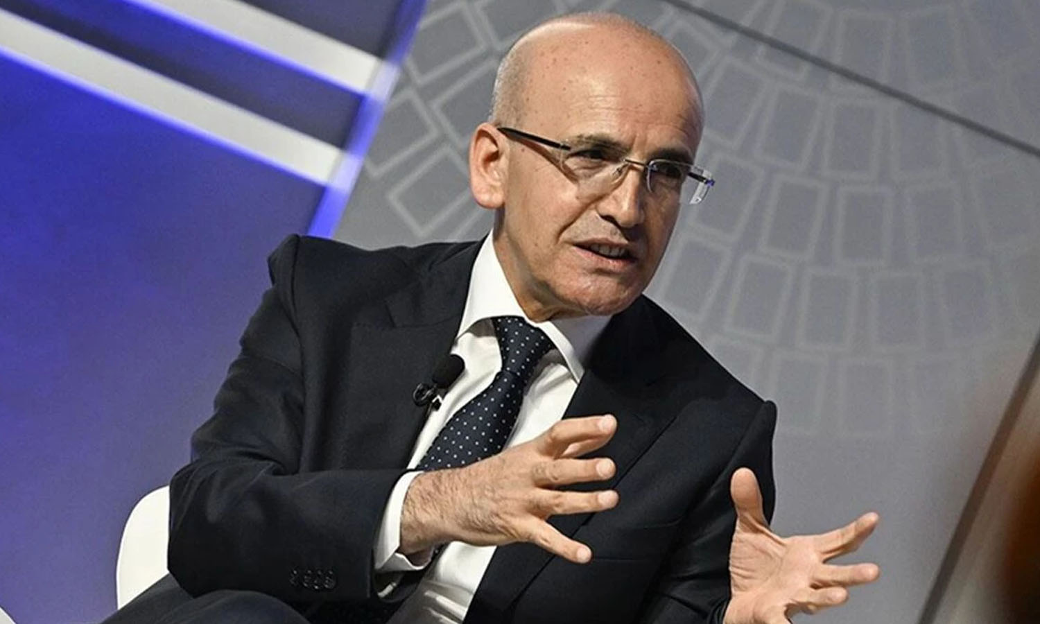 Şimşek: Bölgedeki çatışmalar kısa vadede baskı oluşturabilir