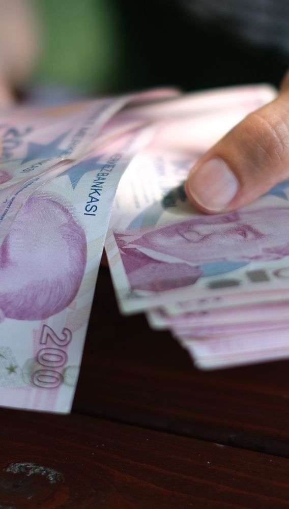 Türk lirası üzerinde baskı artıyor: TCMB ne yapacak?