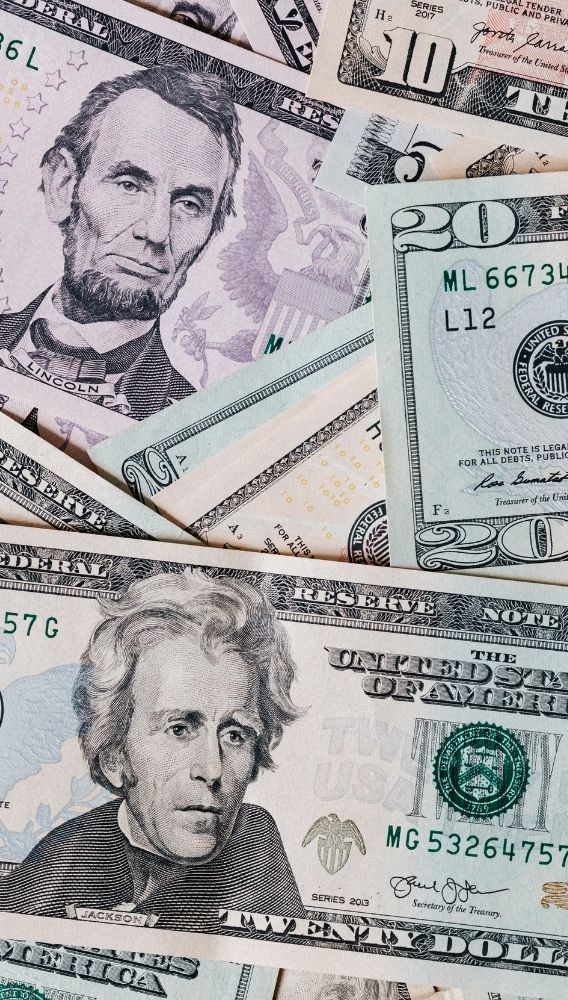 American Airlines kâr beklentisini aşağı çekti