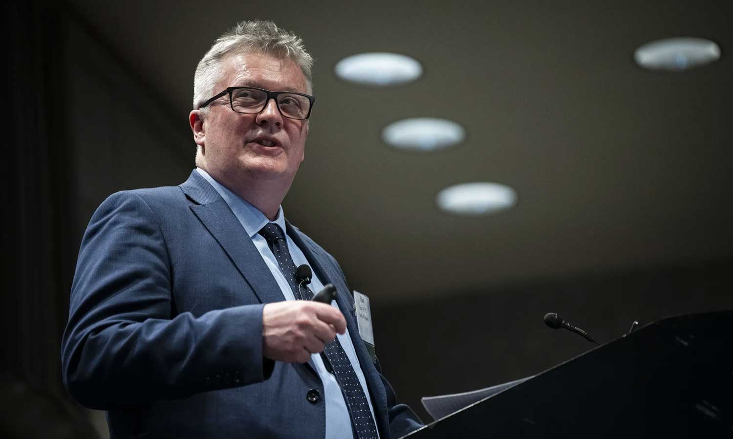 BoE/Pill: Öncelik enflasyonu hedefte tutmak