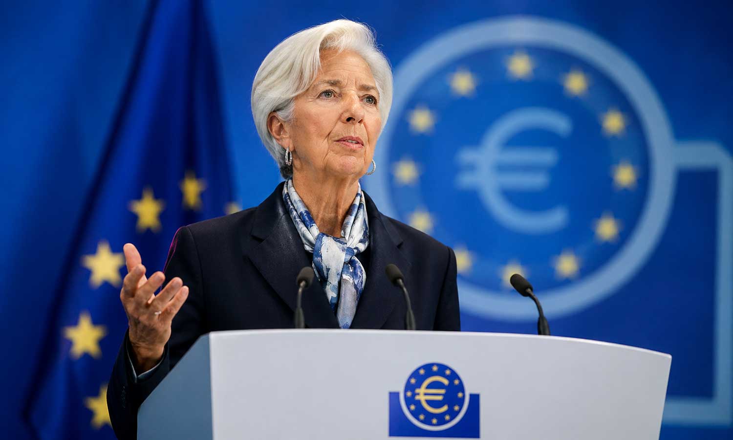 ECB/Lagarde: Belirsizlik artıyor, enflasyon baskısı yükseliyor