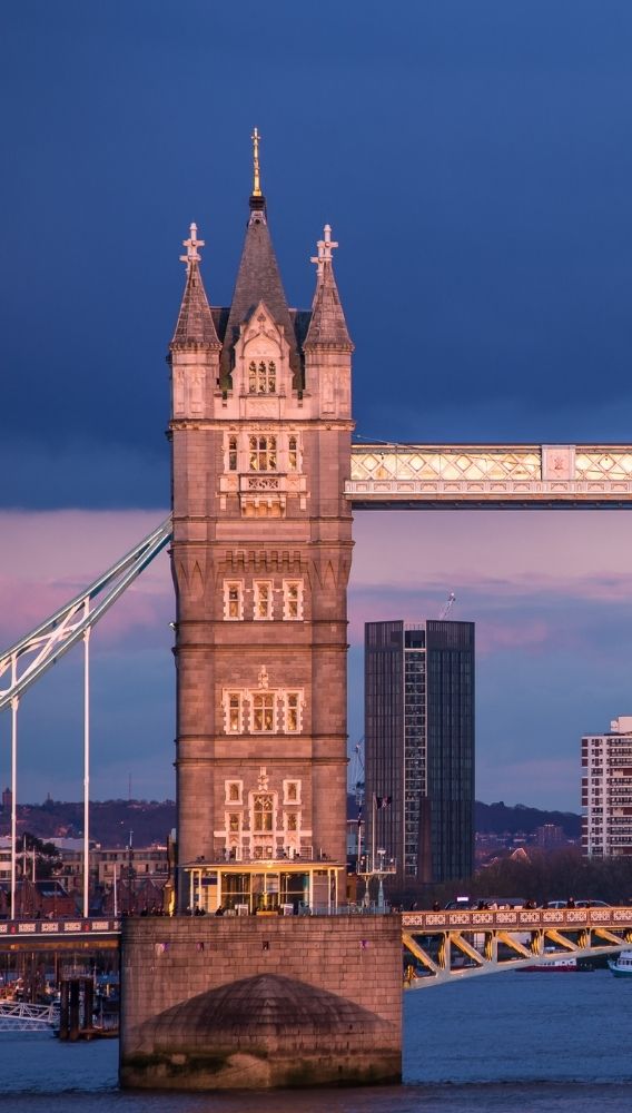 İngiltere’nin sürpriz büyüme verisi için kritik uyarı!