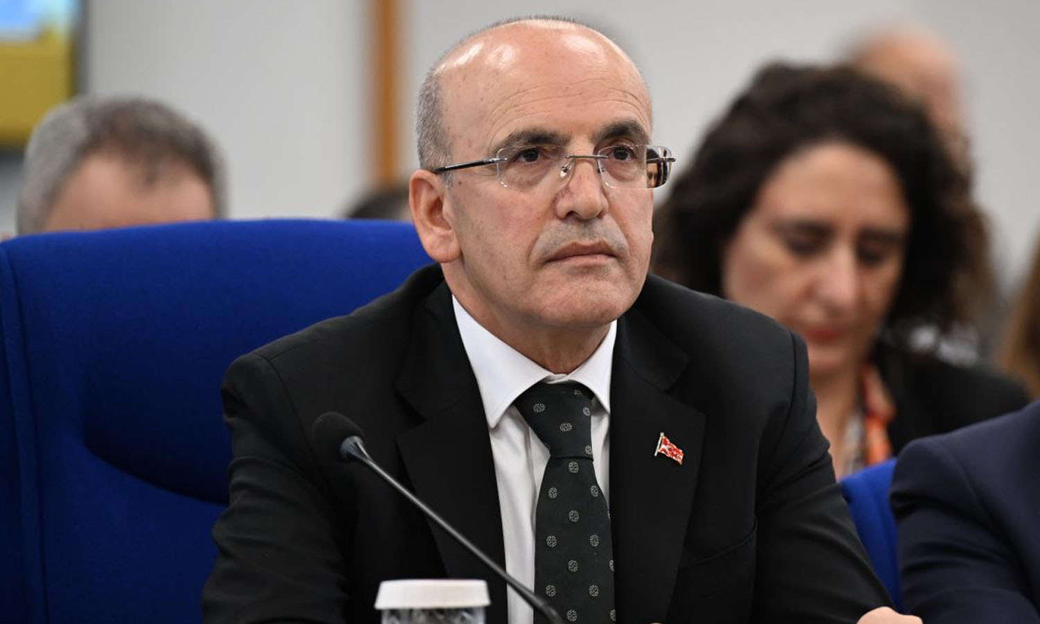 Bakan Şimşek enflasyondaki yükselişin geçici olduğunu belirtti