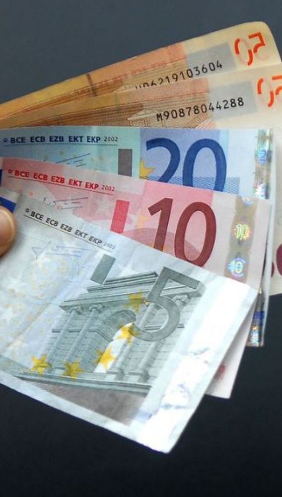 Enerji ve gıda fiyatları Alman enflasyonunu frenledi