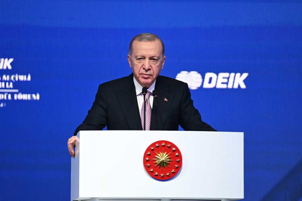 Erdoğan’dan küresel şirketlere çağrı: Operasyonlarınızı Türk