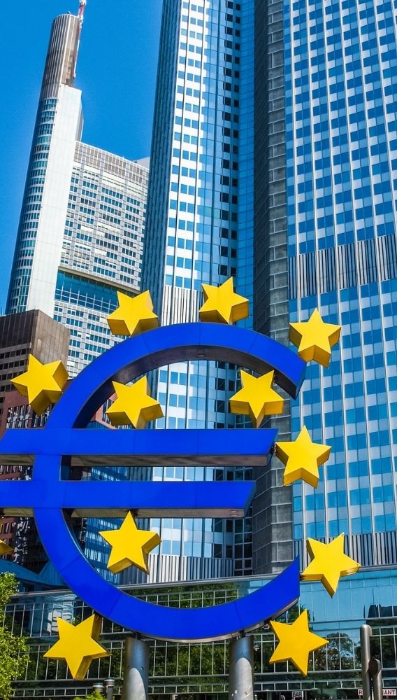 Euro Bölgesi daralmaya gidiyor: ECB için zorluklar arttı!