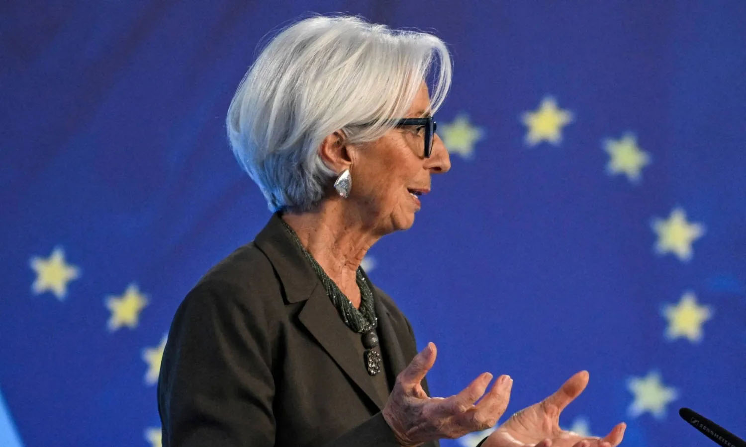 Lagarde: Enflasyon yüzde 2 hedefine dönebilir