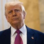 Trump: Petrol akıyor, dünya güvende olacak