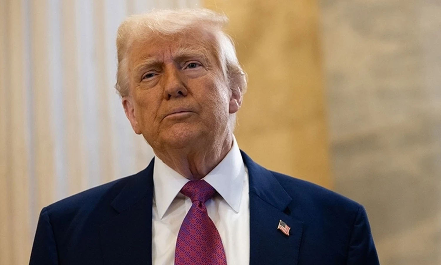 Trump: Petrol akıyor, dünya güvende olacak