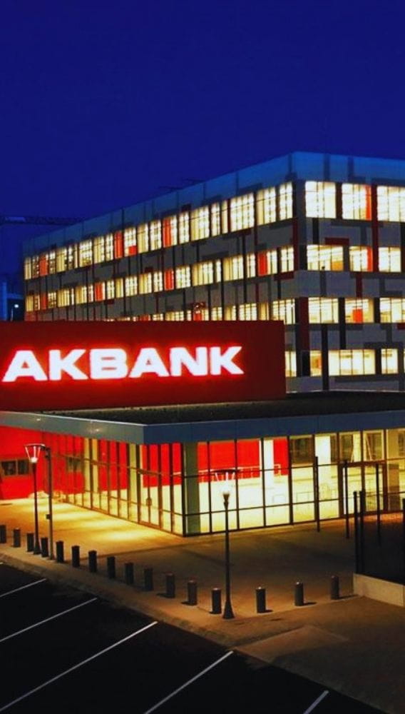 Akbank (AKBNK) net kârı 2Ç26'da yüzde 20 daralabilir