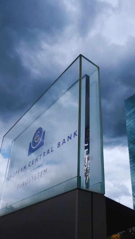 Piyasalar ECB'den 2027 başına kadar iki faiz artırımı bekliyor