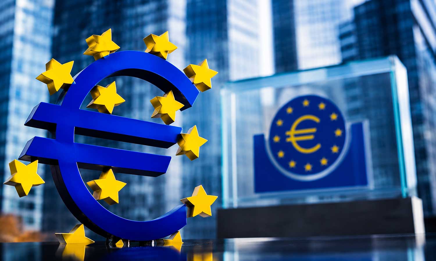 ECB/Kaasik: En az bir faiz artışı daha gündemde