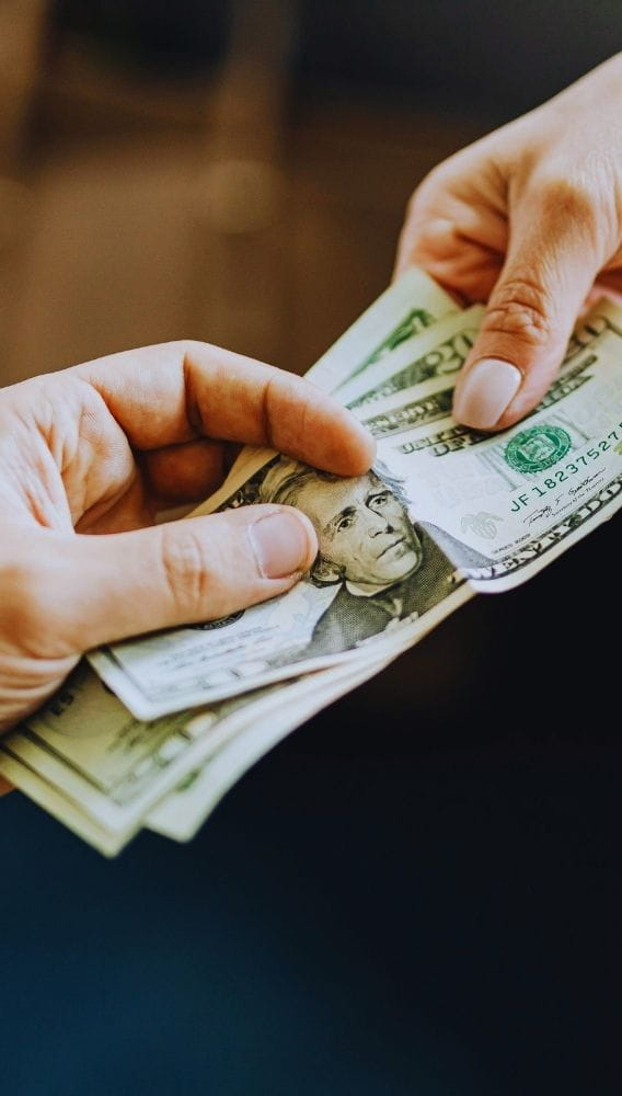 Dolar 47,40 TL'ye dayandı: DXY Fed öncesi zirveye yakın kaldı