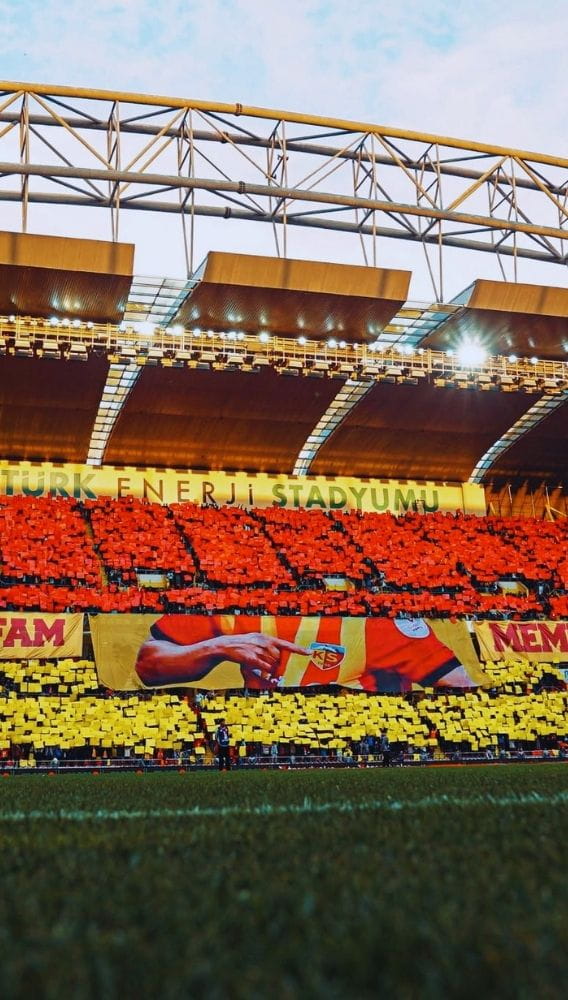 Metro Holding, Kayserispor ile 54 milyonluk reklam anlaşması imzaladı