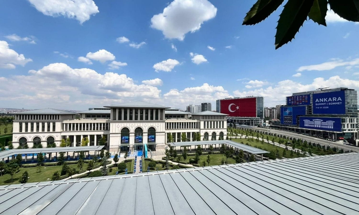 NATO zirvesi öncesi milyarlarca dolarlık savunma anlaşmaları açıklandı