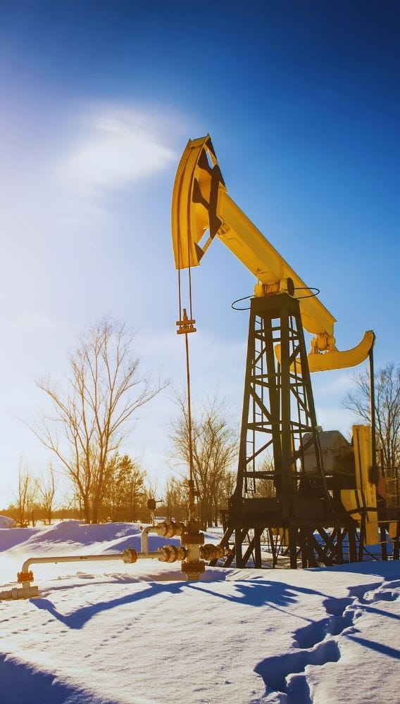 Petrol geriledi: Risk sürse de ateşkes umudu fiyatları baskıladı