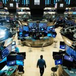 S&P 500 kritik destek seviyesinde tutunmaya çalışıyor
