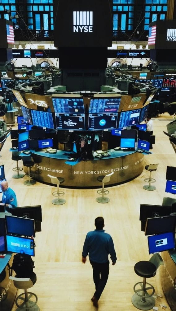 S&P 500 kritik destek seviyesinde tutunmaya çalışıyor