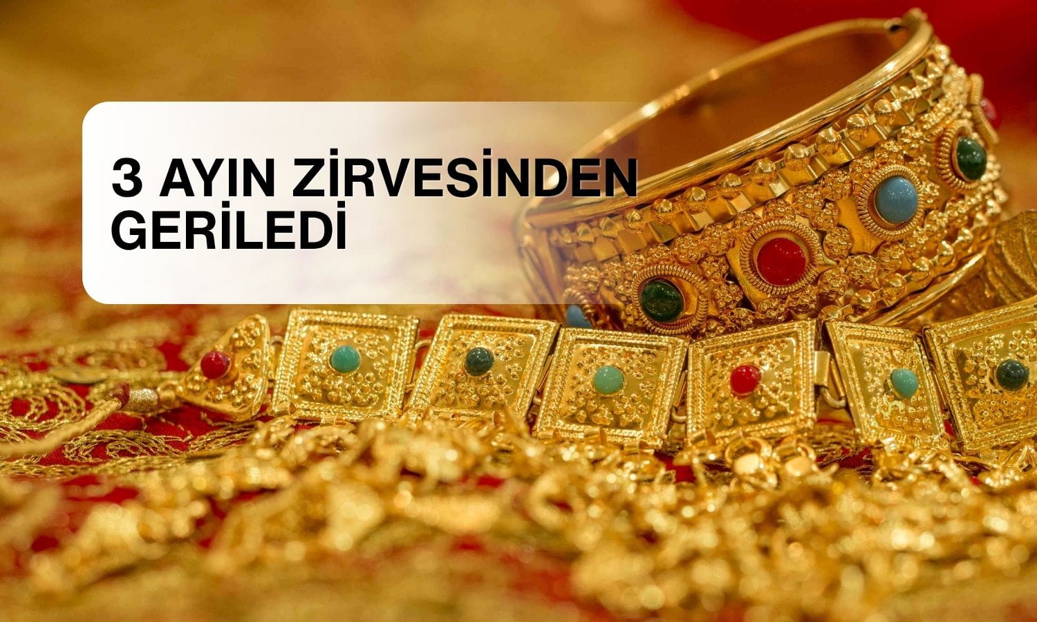 Altın, ABD PCE verisi öncesi üç ayın zirvesinden geriledi