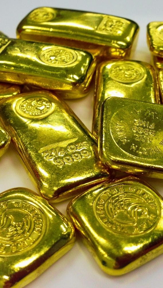 Altın PCE sonrası yüzde 1 geriledikten sonra yükselişe geçti