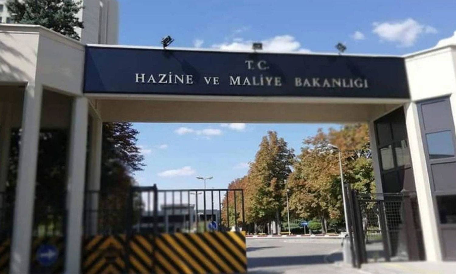 Bakanlık “para politikasında kalibrasyon hazırlığı” haberini yalanladı