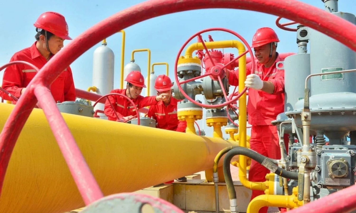 Çin’in petrol işleme hacmi savaş sonrası ilk kez aylık bazda arttı