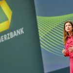 Commerzbank ile UniCredit arasında satın alma görüşmeleri başladı