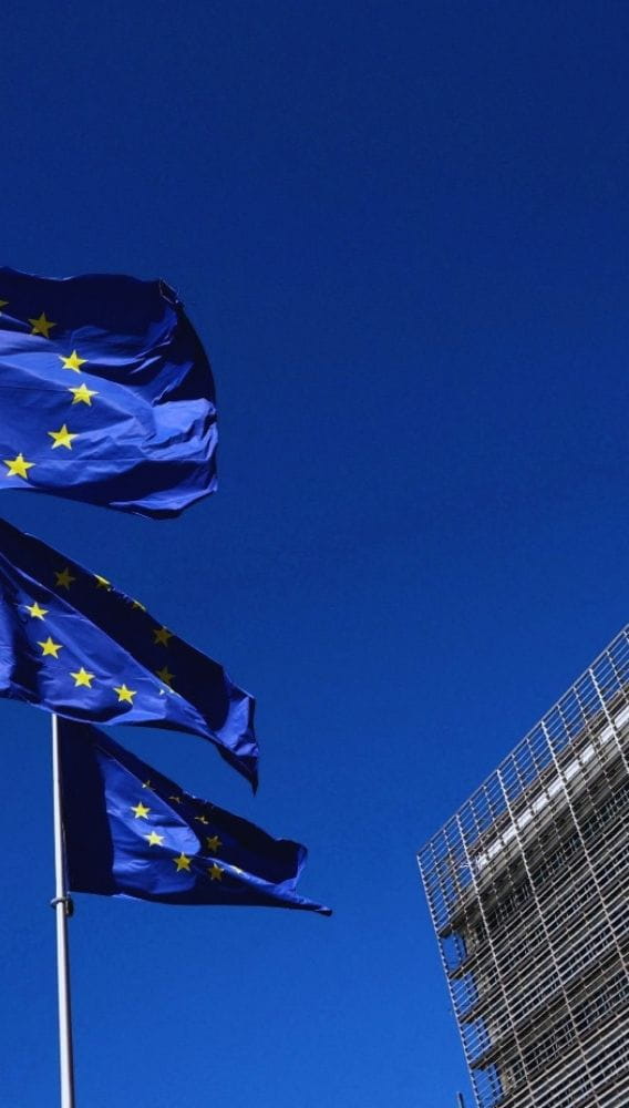 Euro bölgesi tahvillerinde satış baskısı: Faizler 20 yıla yaklaştı